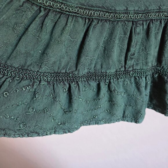 The Pyramid Collection Embroidered Tiered Flowy Tunic Top Green 1X Fairy Grunge - Picture 9 of 11